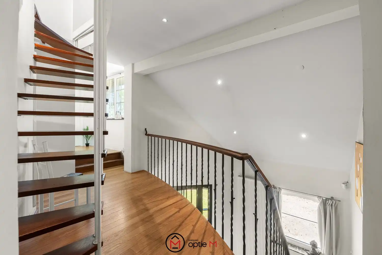 Karaktervolle villa met parktuin op een royaal perceel van 24a71 – vlakbij het centrum van Hasselt foto 14