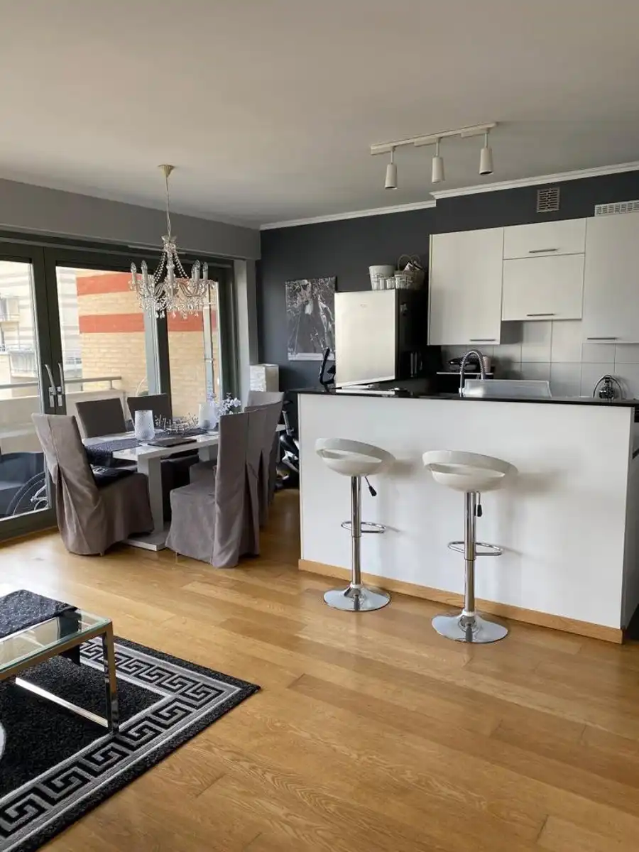 Mooi gemeubeld app. 2 Kamer + MOOI TERRAS! (EU area) foto 2