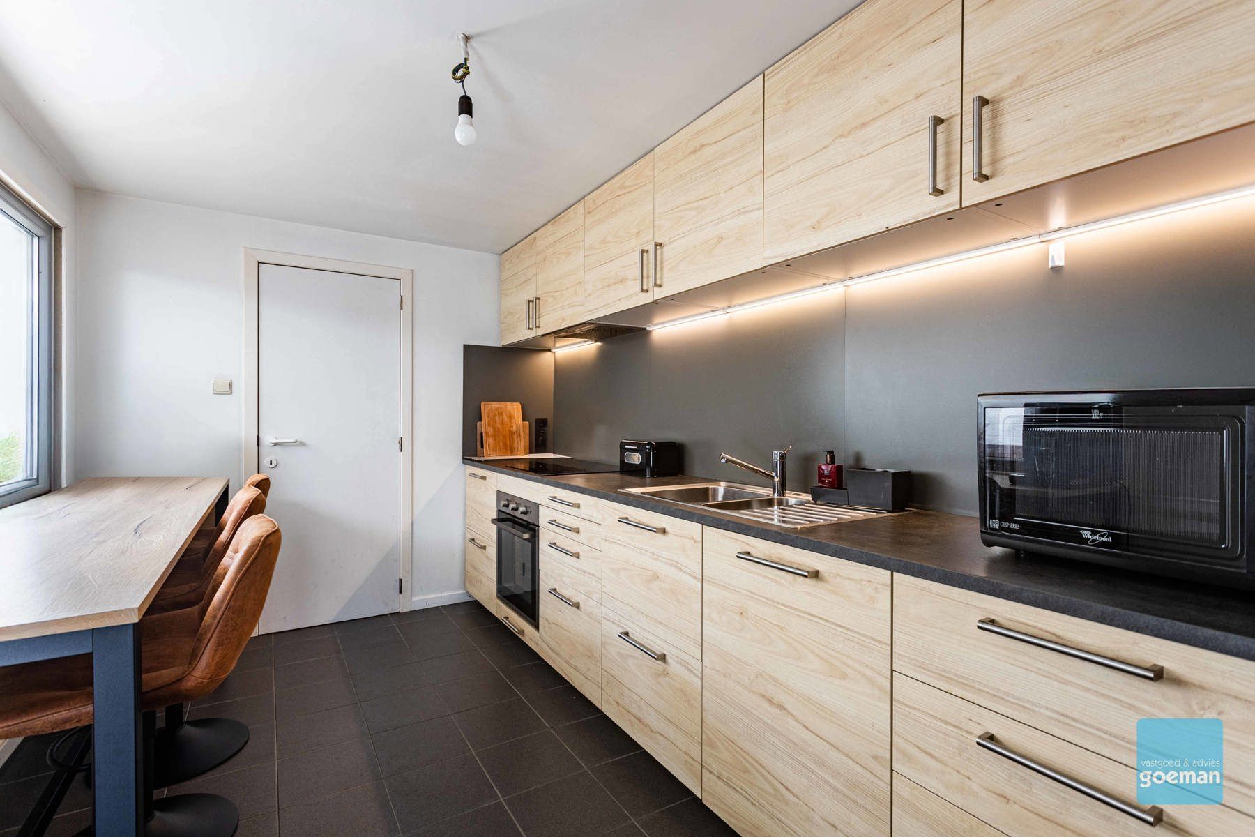Perfect instapklare gerenoveerde woning te Dendermonde. foto 7