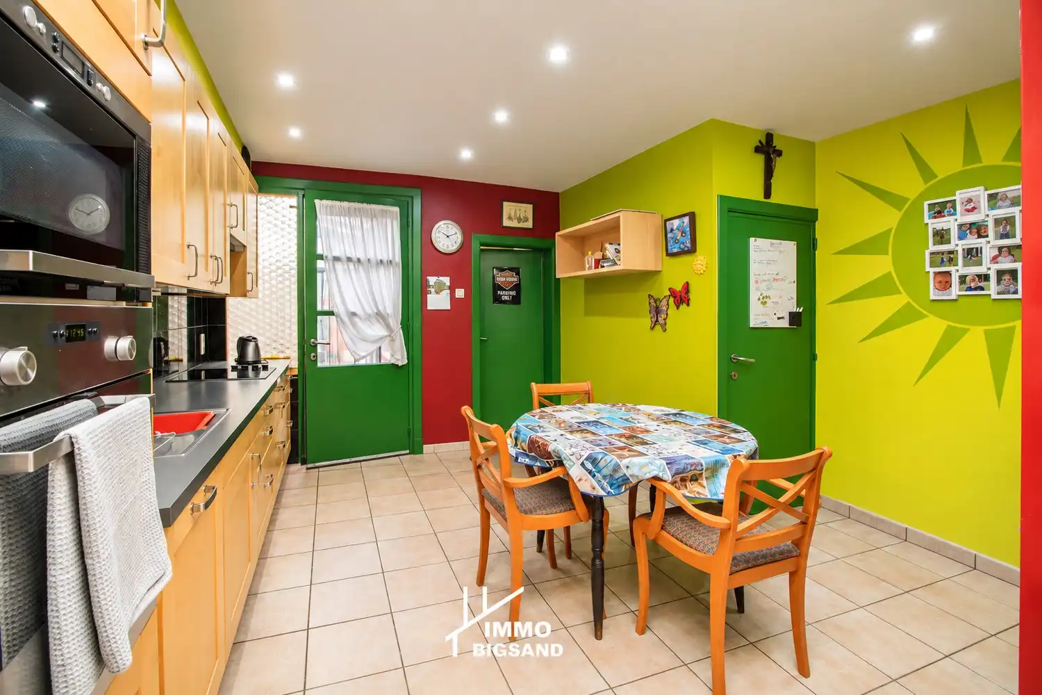 Zeer ruime woning te koop met 4 slaapkamers in Marke met tuin foto 4