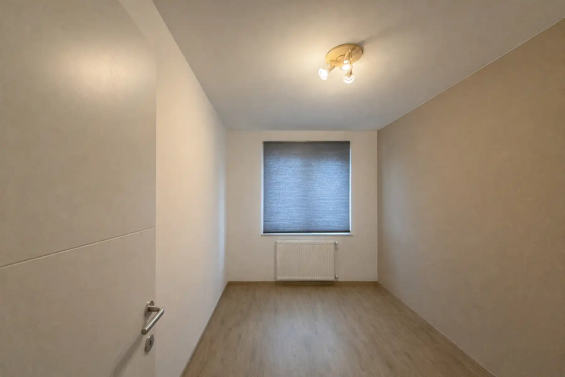 Instapklaar appartement met 2 slaapkamers en terras foto 14