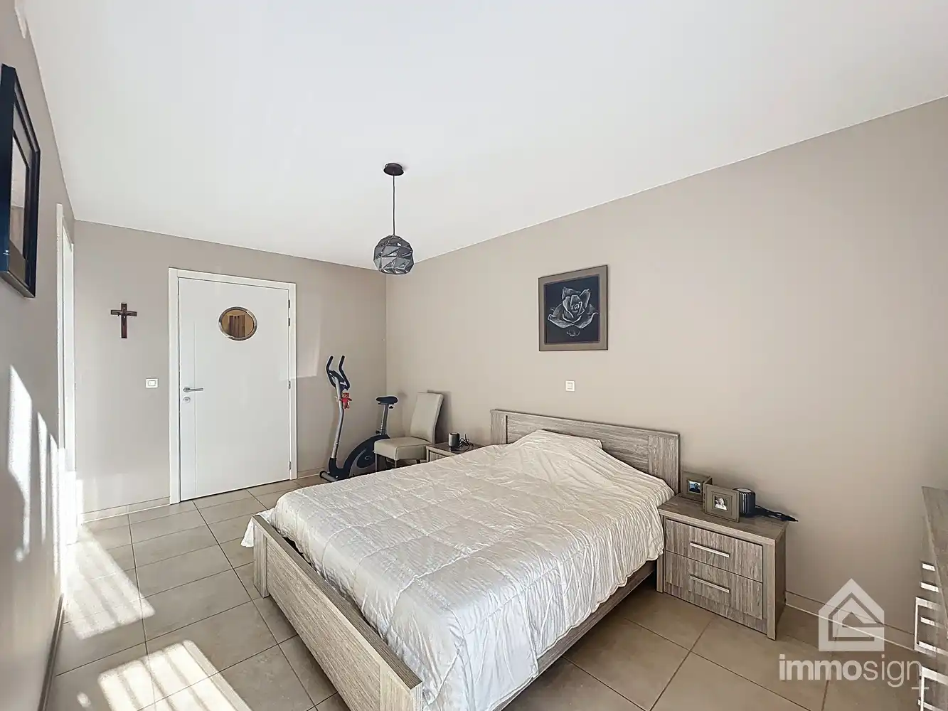 Assistentiewoning met 2 slaapkamers, terras, autostaanplaats en berging in hartje Bocholt! foto 10