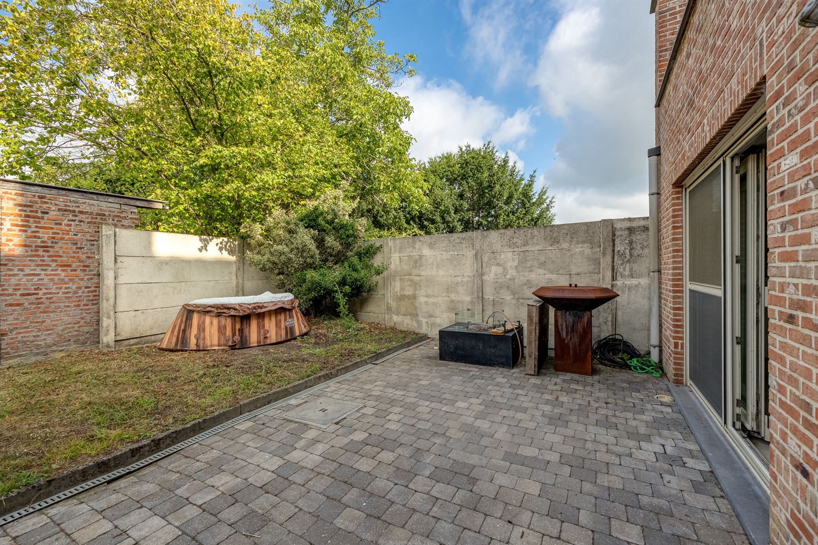 Instapklare woning met tuin en garage! foto 28