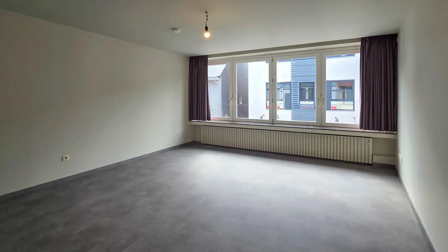 DUPLEX APPARTEMENT MET 2 SLAAPKAMERS EN TERRAS foto 5