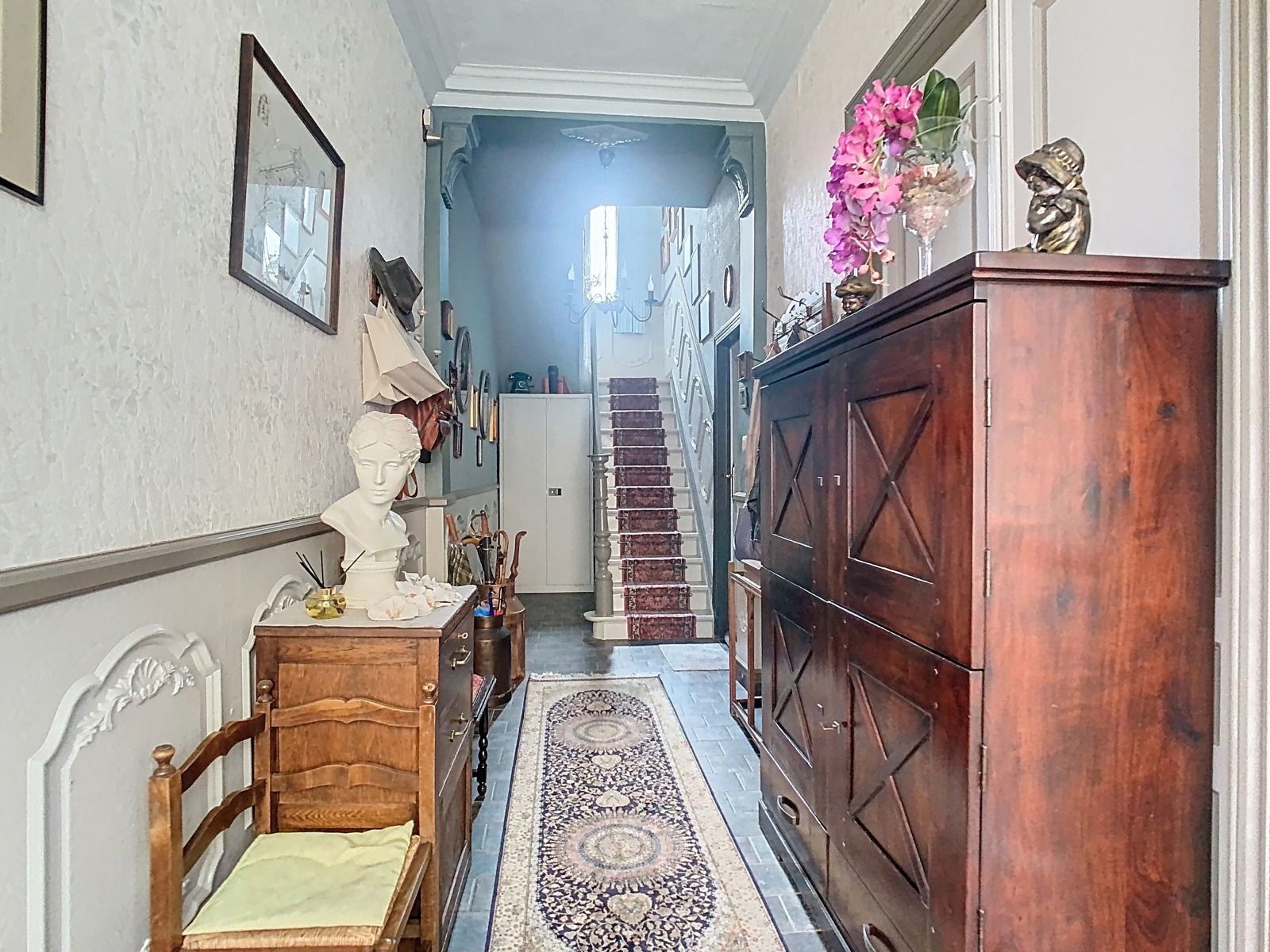 Ruime én Karaktervolle Woning met 3 SLPK, Tuin én Garage! foto 2