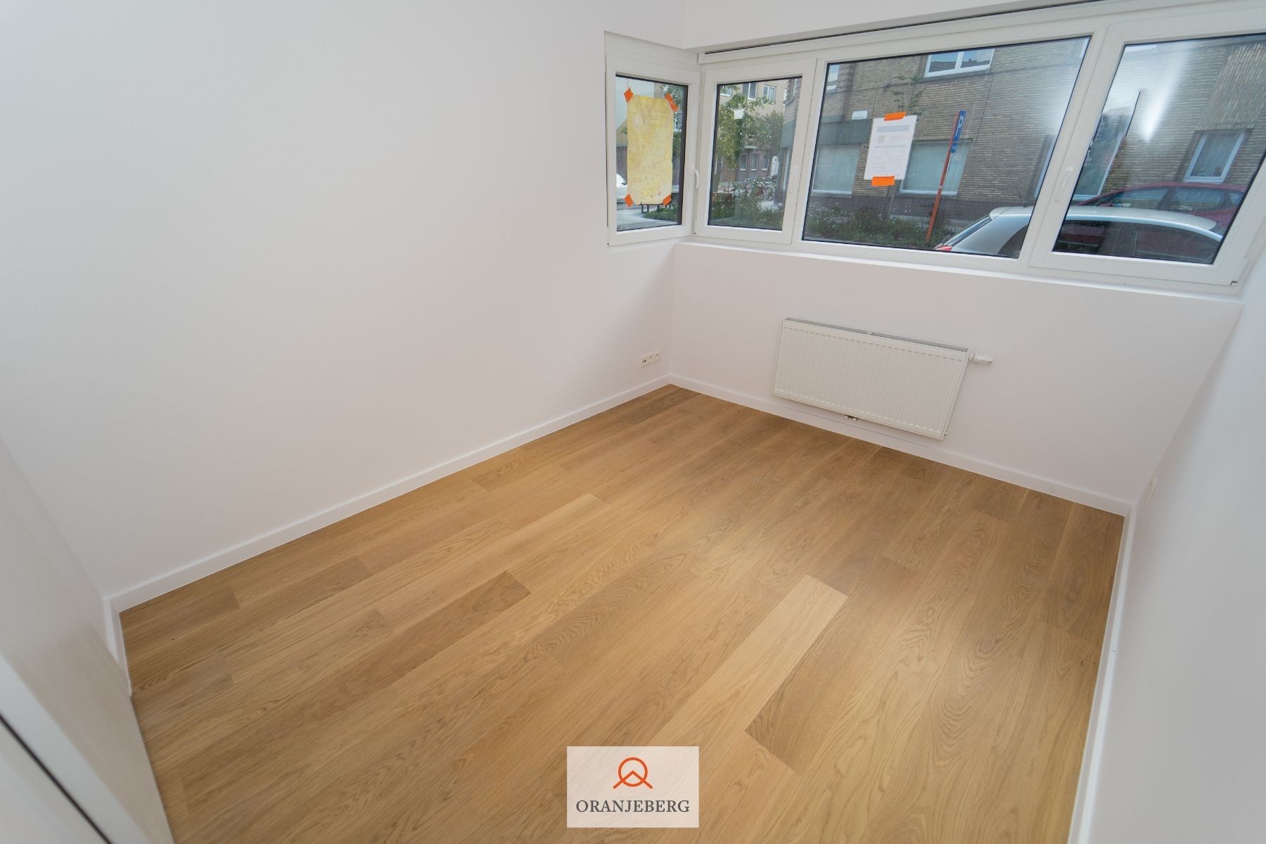 Gerenoveerd gelijkvloers appartement vlakbij station Gent-Sint-Pieters foto 16