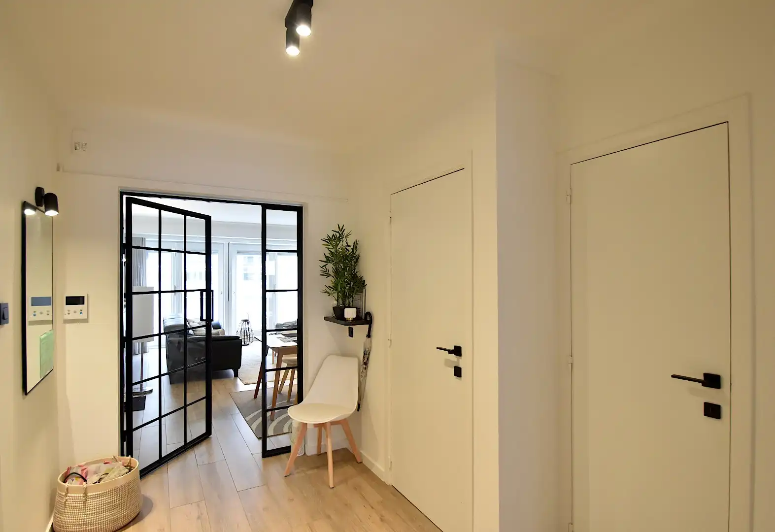  Residentie Zeegenot – Vernieuwd appartement op de eerste verdieping, op 15m van de Zeedijk foto 10