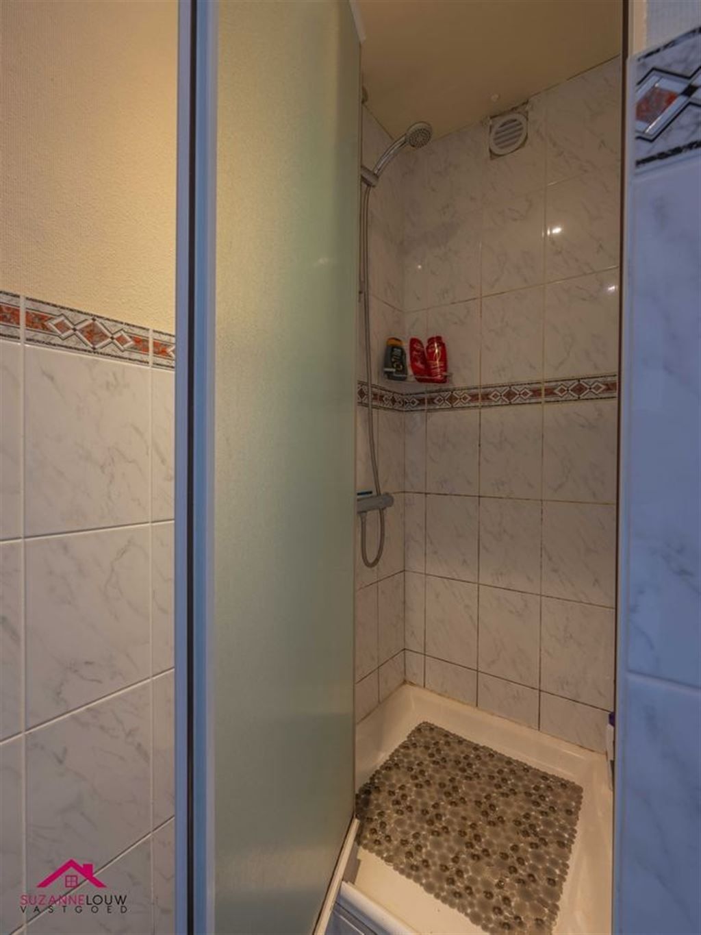 Goed onderhouden vrijstaande woning foto 28