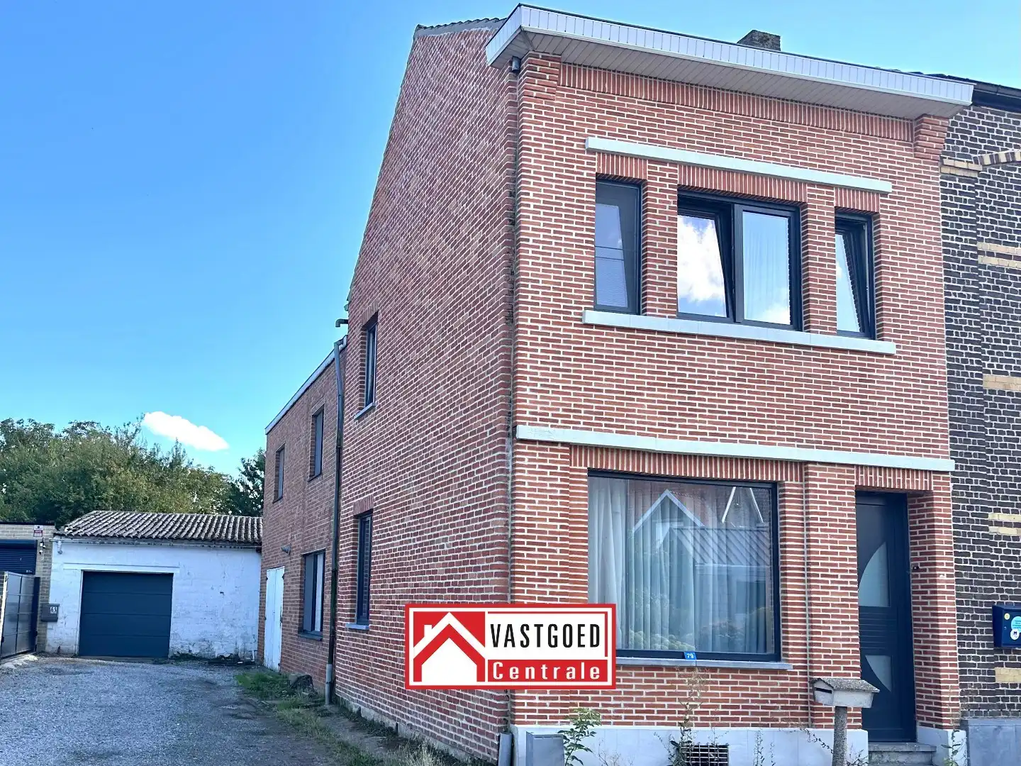 Hoofdfoto van de publicatie: Ruime woning met 4 slaapkamers en tal van mogelijkheden in Riemst
