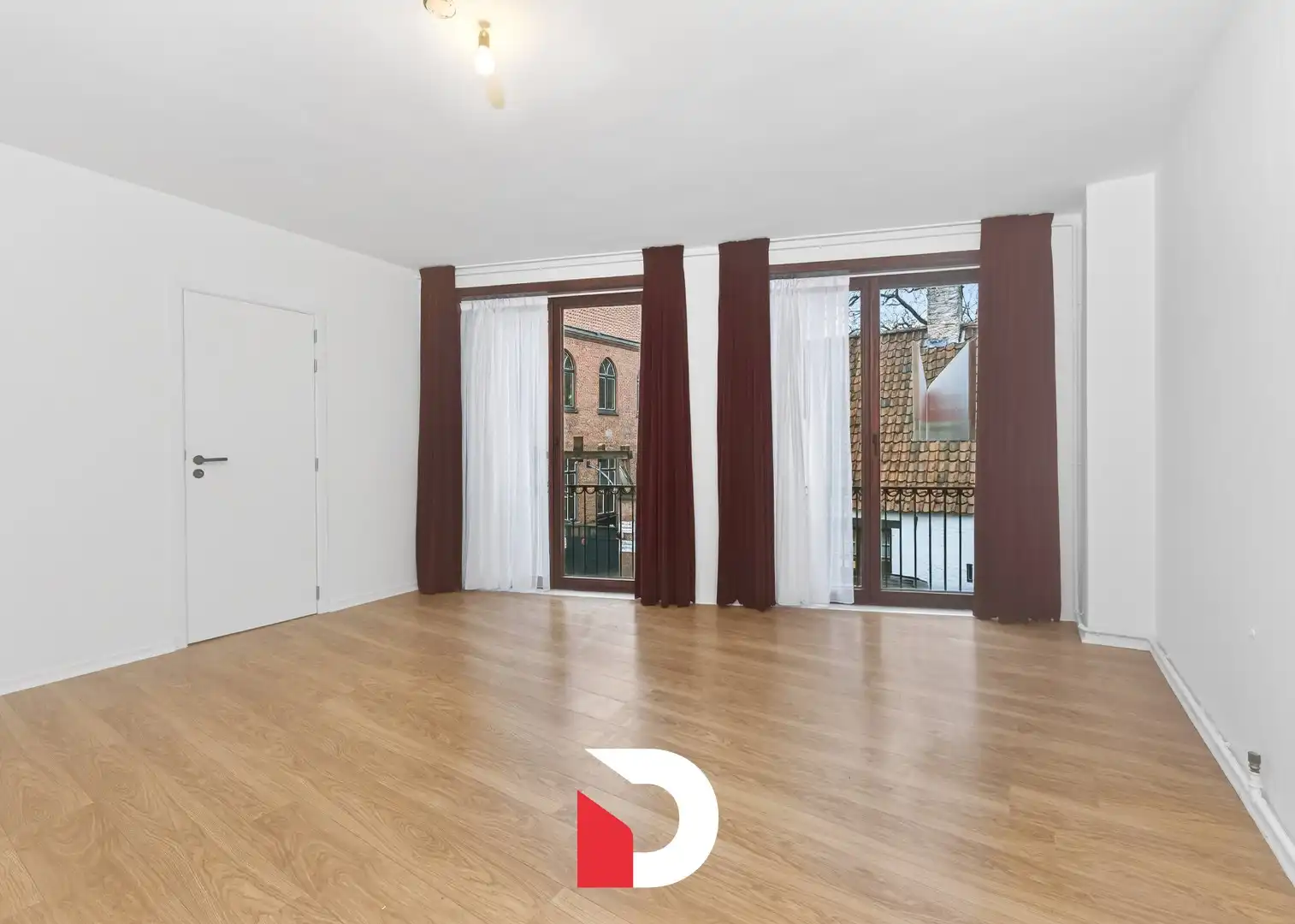 Gezellig instapklaar appartement in Groeninge te centrum Brugge foto 4