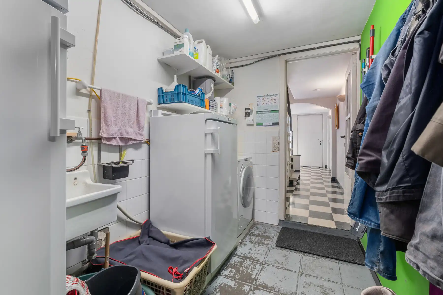  Instapklare woning,: garage,3 slaapkamers,tuin en terrassen foto 16