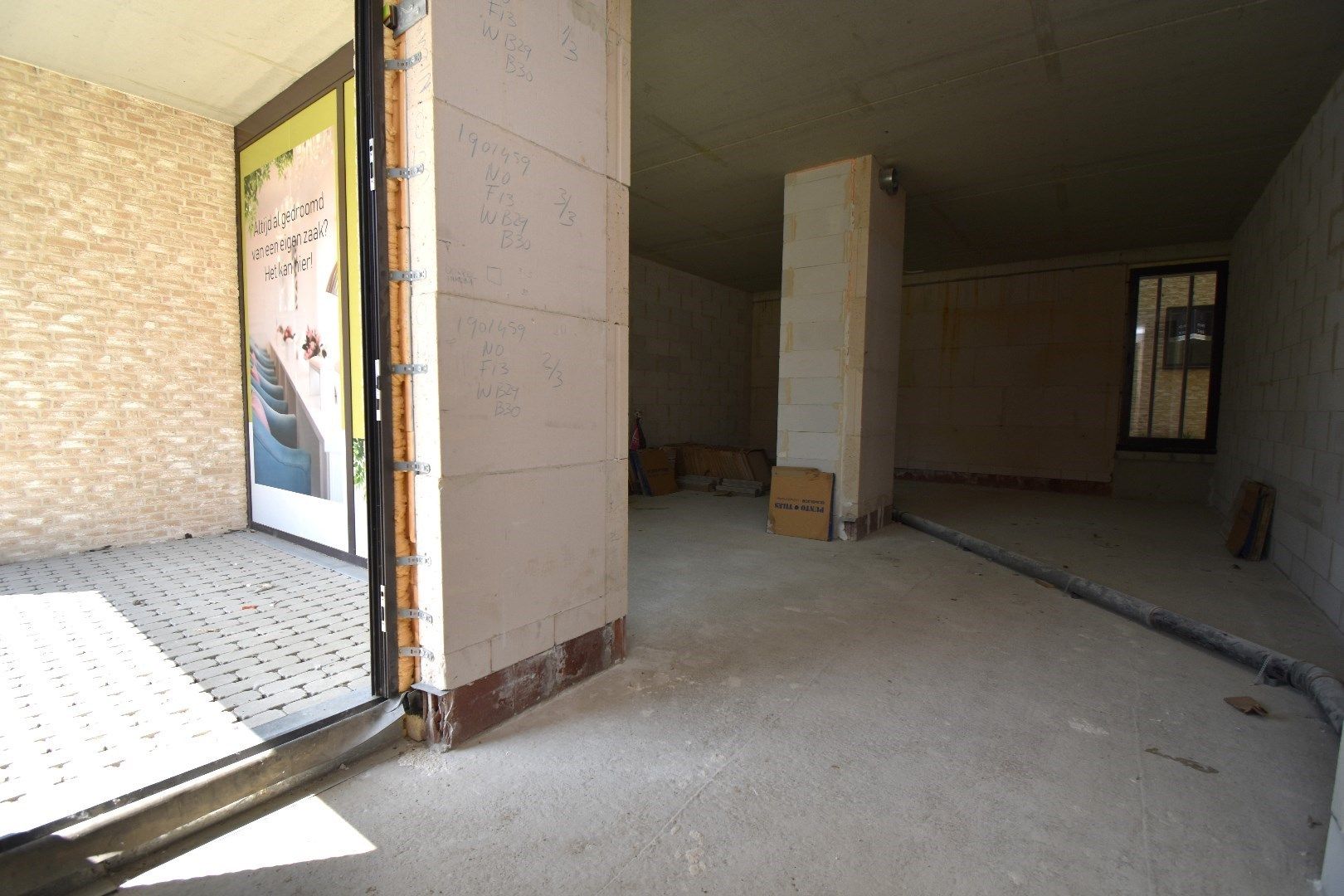 St Joris Winge HANDELSRUIMTE 71 m2 + terras foto 14