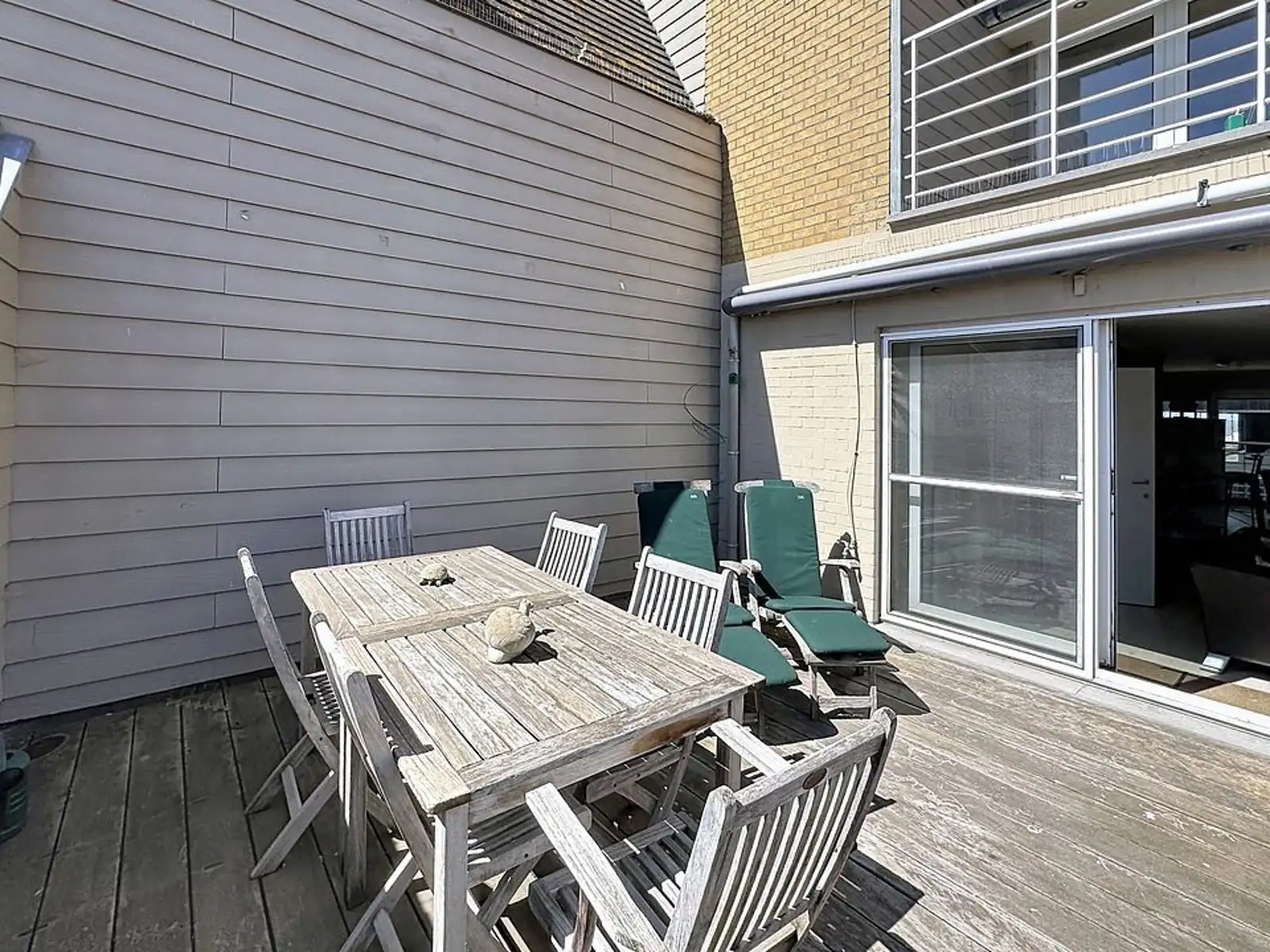 Seizoensverhuur 2 - 8 pers met zeezicht/Z-terras à 295 Eur/d foto 3