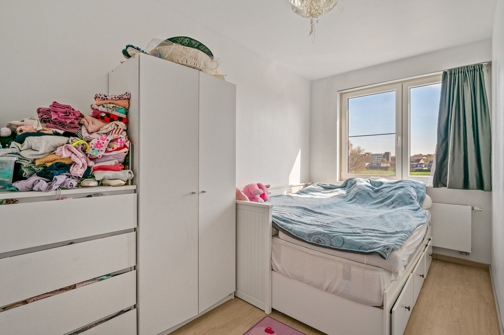 Grote eengezinswoning met polyvalente ruimte en zonnige tuin foto 6