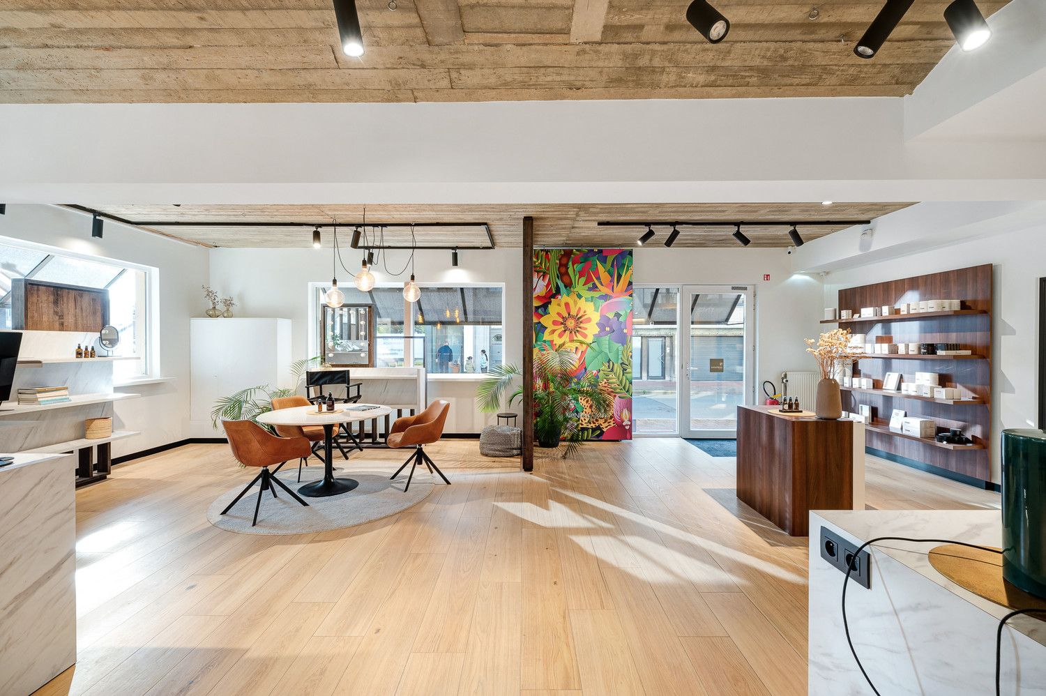 Handelsruimte op toplocatie in Heist - 185 m2 foto 7