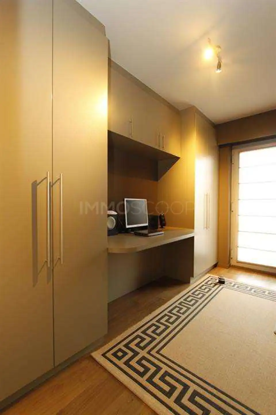 Gelijkvloers appartement met 2slkp en grote tuin foto 16