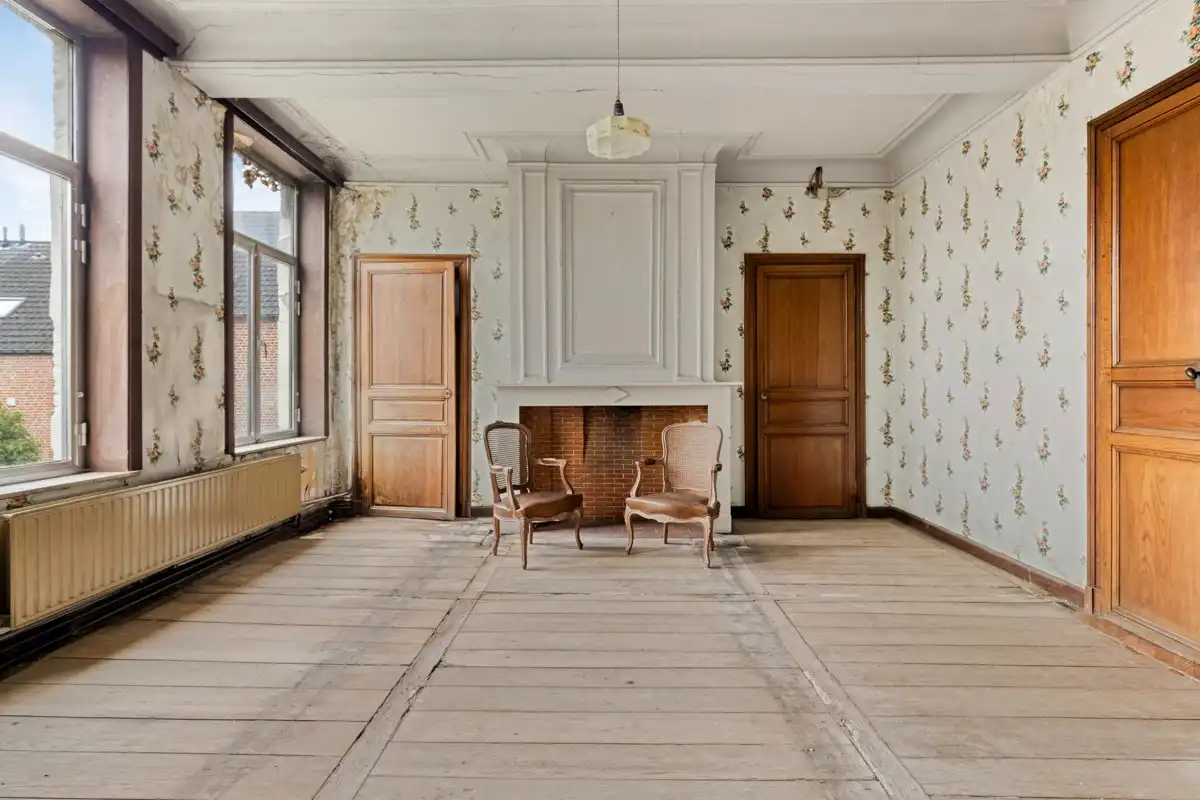Statig herenhuis in het hart van Brakel foto 13