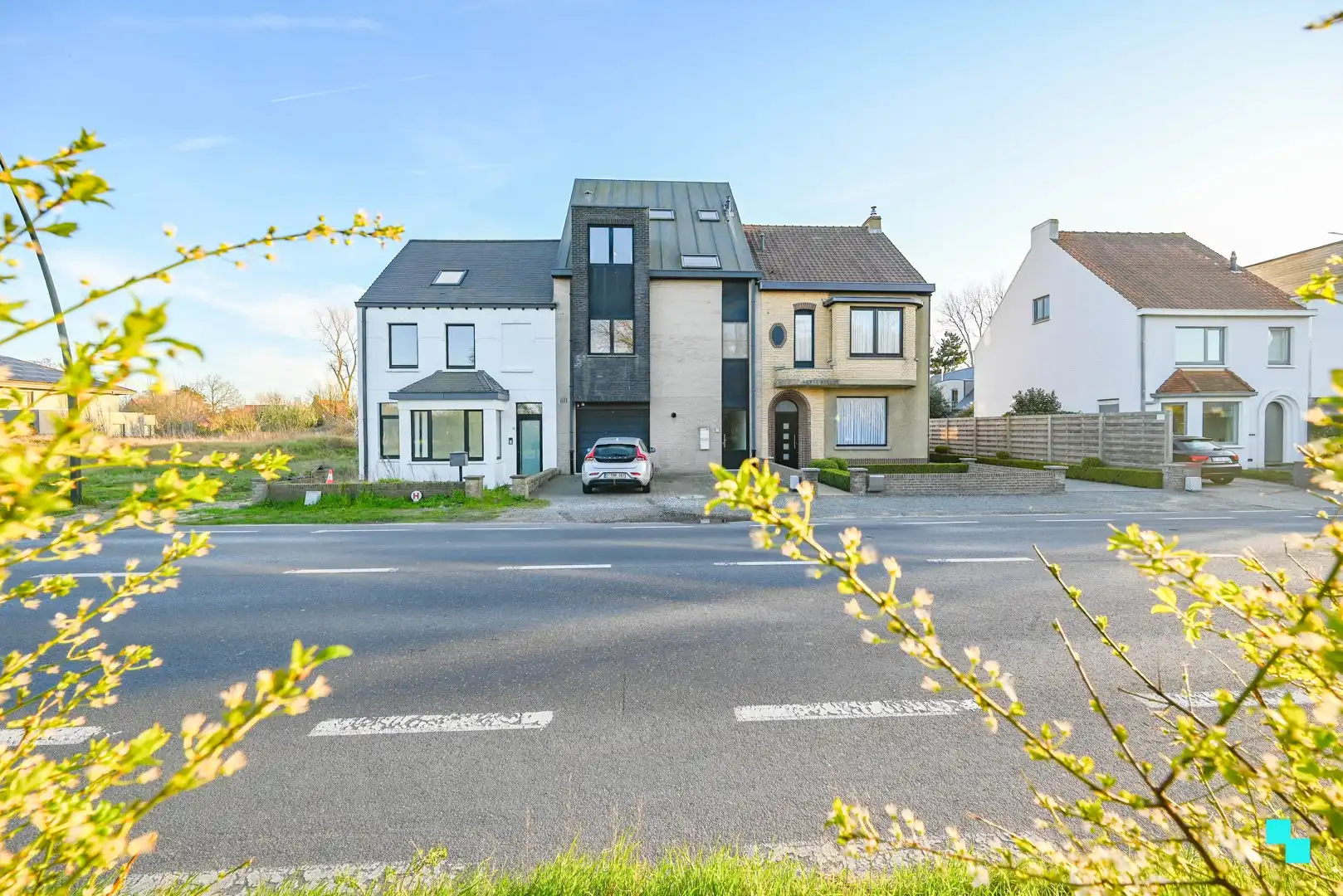 Triplex appartement met 2 terrassen aan de kust foto 3