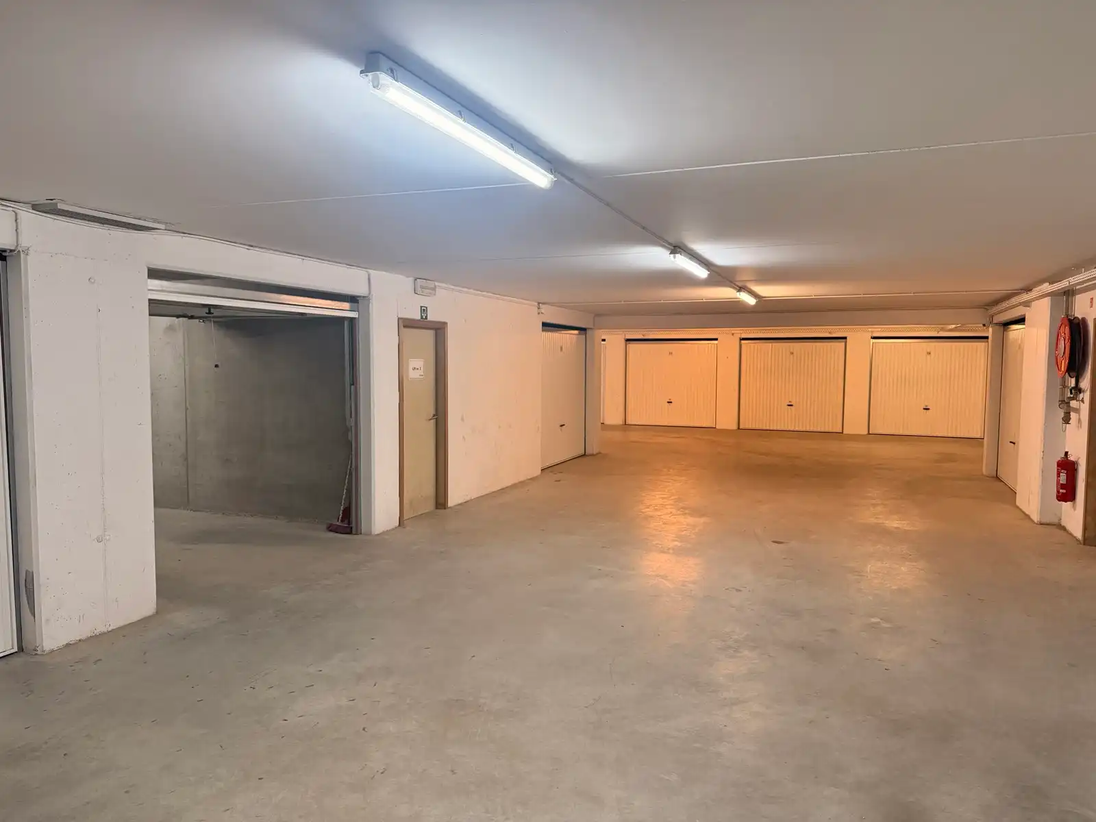Garage te koop foto 5