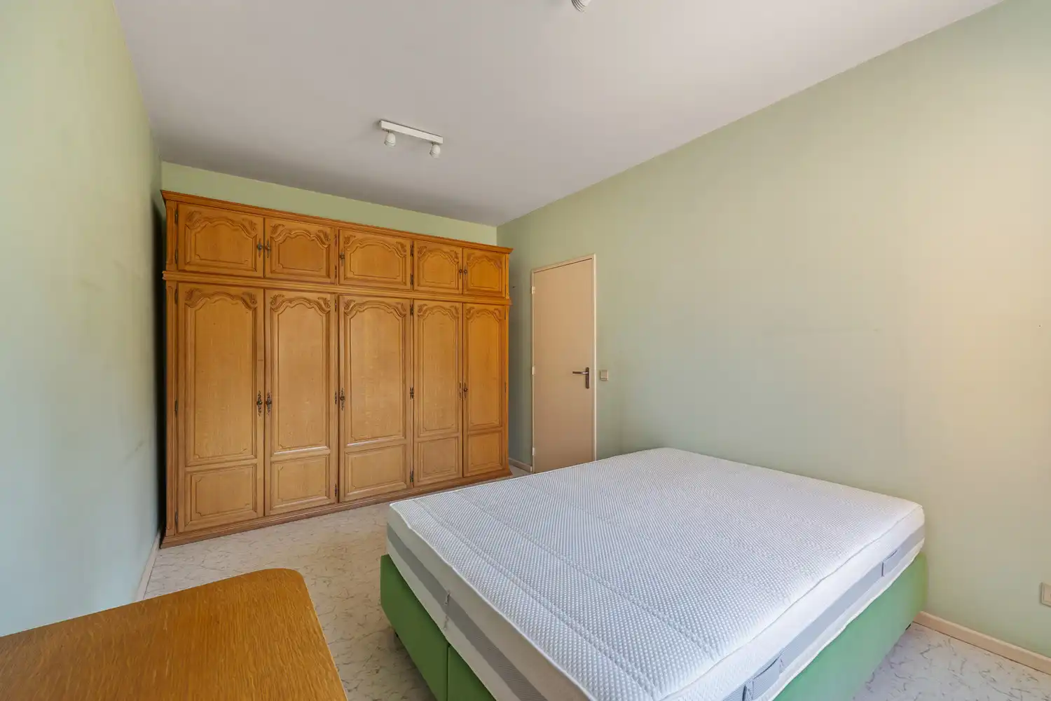 MATCHED: kevin@wellimmo.net voor meer info! Een oase van rust in hartje Antwerpen: Ruime stadswoning met prachtige tuin, garage én praktijkmogelijkheid foto 18