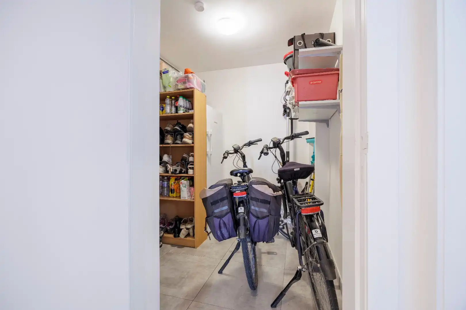 Knap gerenoveerde woning met uitzonderlijk lichtinval in het hartje van Heist foto 21