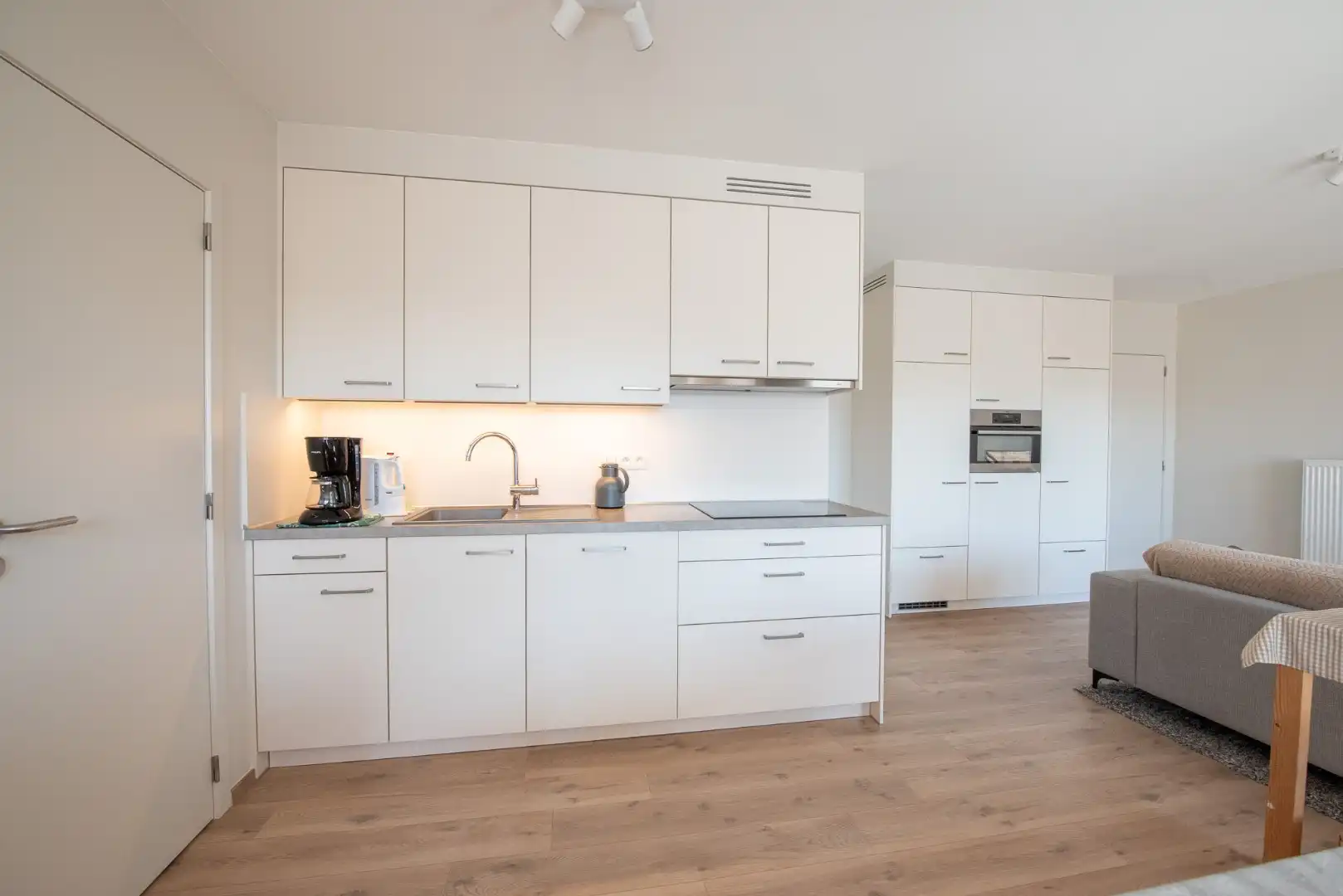 Centraal gelegen nieuwbouwappartement met 1 slaapkamer te koop te Waregem. foto 5