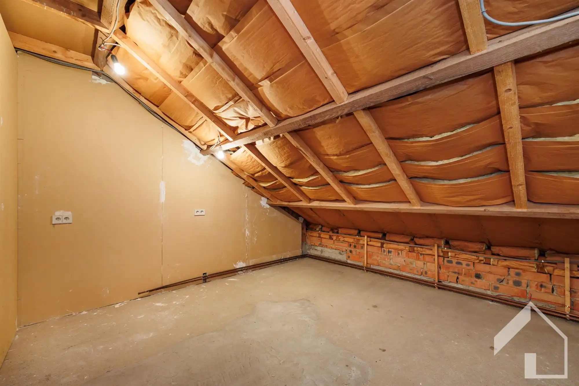 Open bebouwing in een rustige wijk! foto 23