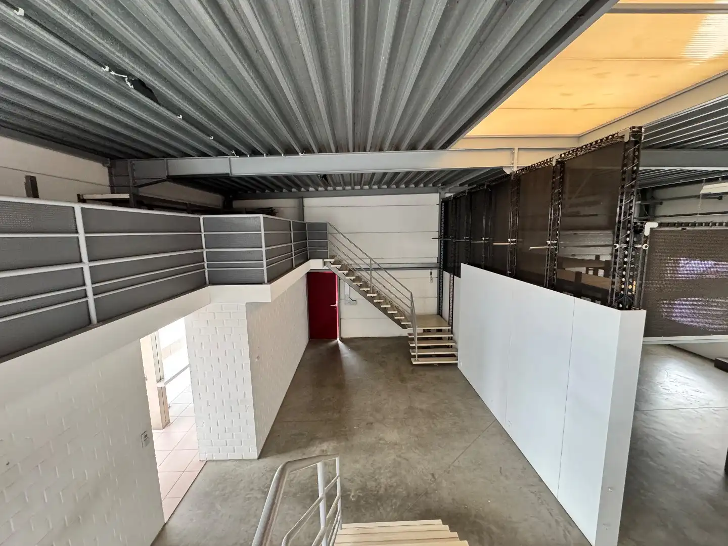 Handelspand met woonst te Ichtegem  foto 18