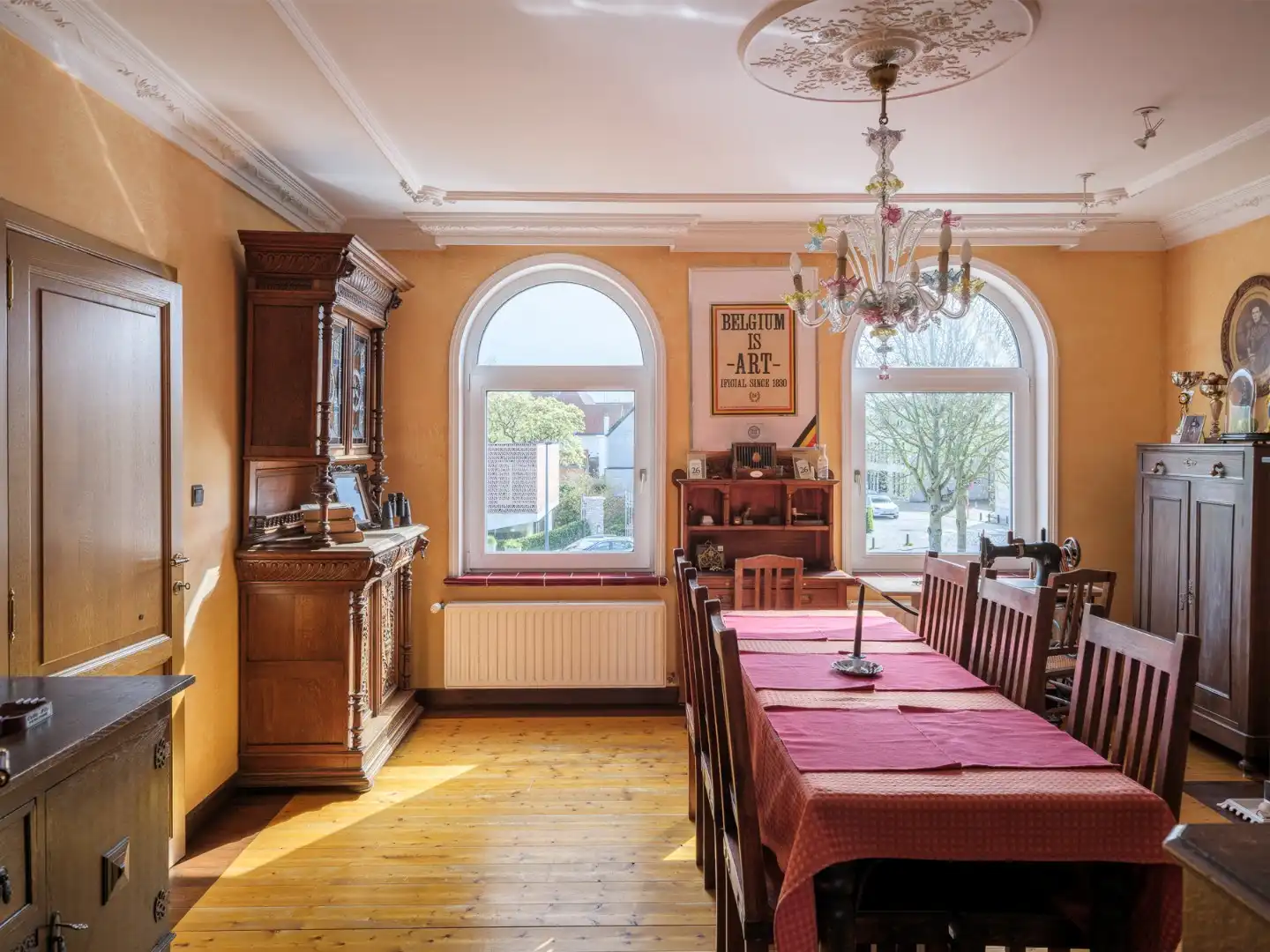 Karaktervolle burgerwoning met stadstuin op het dorpsplein foto 5
