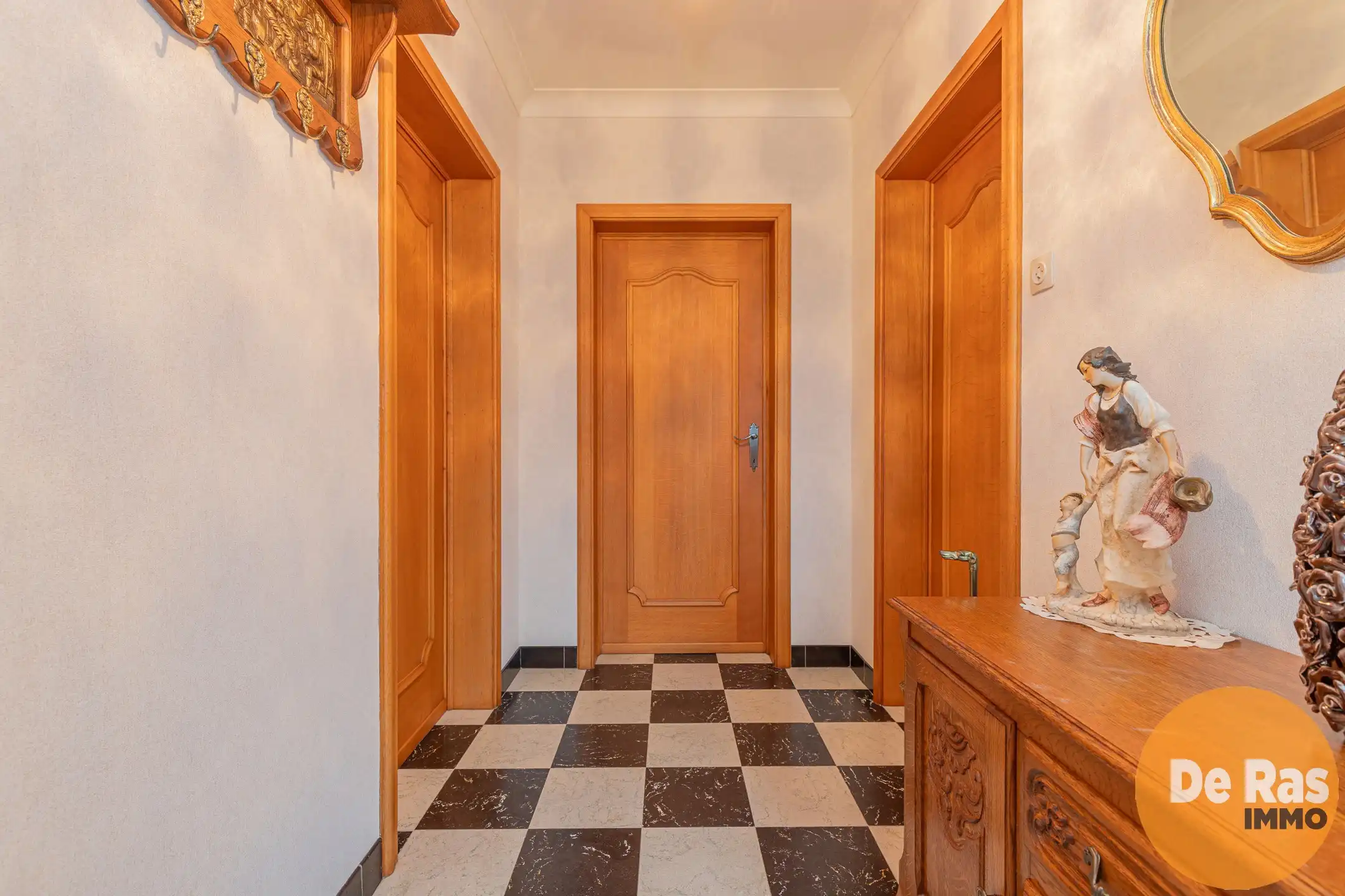 HERZELE - Vrijstaande woning in een landelijke omgeving foto 3