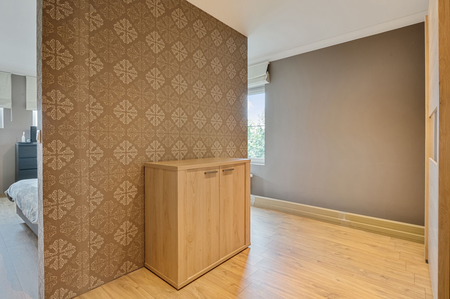 INSTAPKLARE GEZELLIGE GEZINWONING 3SLPKS, TUIN EN GARAGE! foto 16