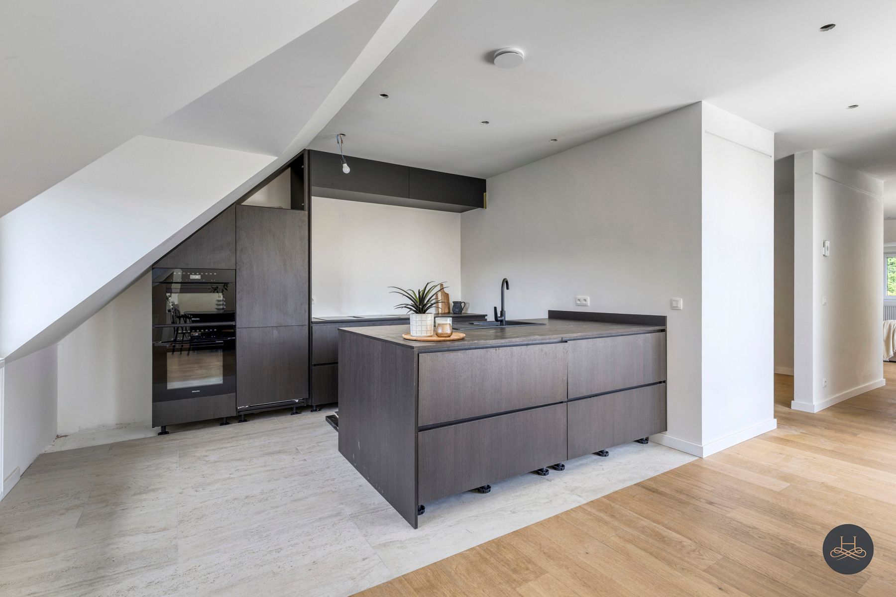 Kwalitatief afgewerkte penthouse tegenover Bloso-domein foto 9