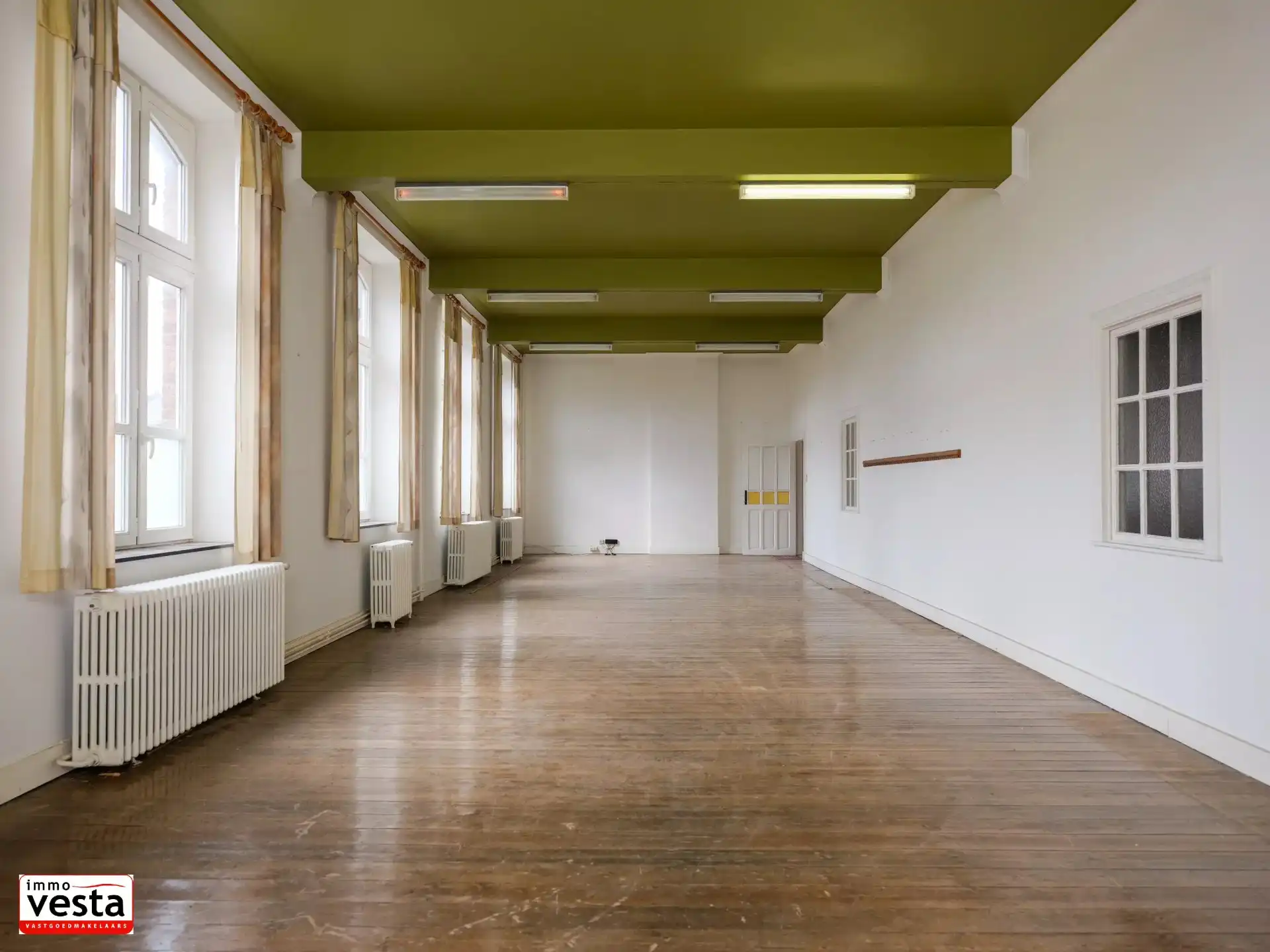 Voormalig klooster met projectpotentieel foto 25
