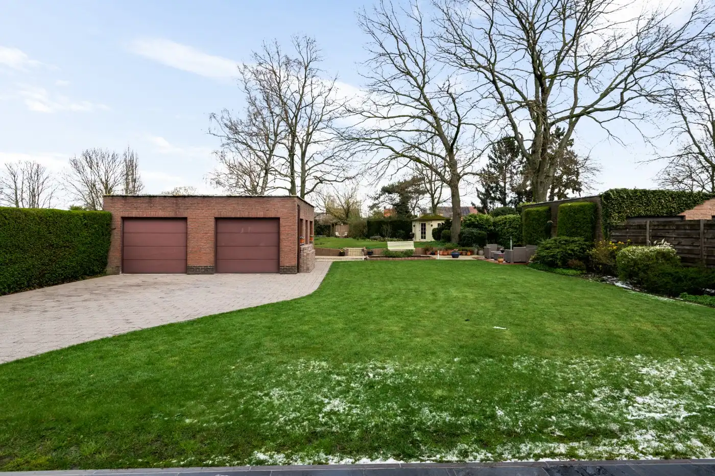 Instapklare, vrijstaande woning met 4 slpk., garage en grote tuin foto 33