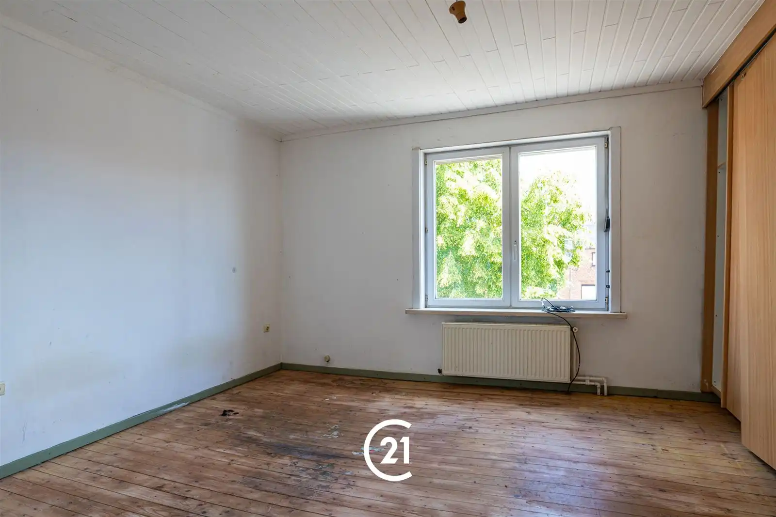 Te renoveren woning met tuin en garage in centrum Gent.  foto 16