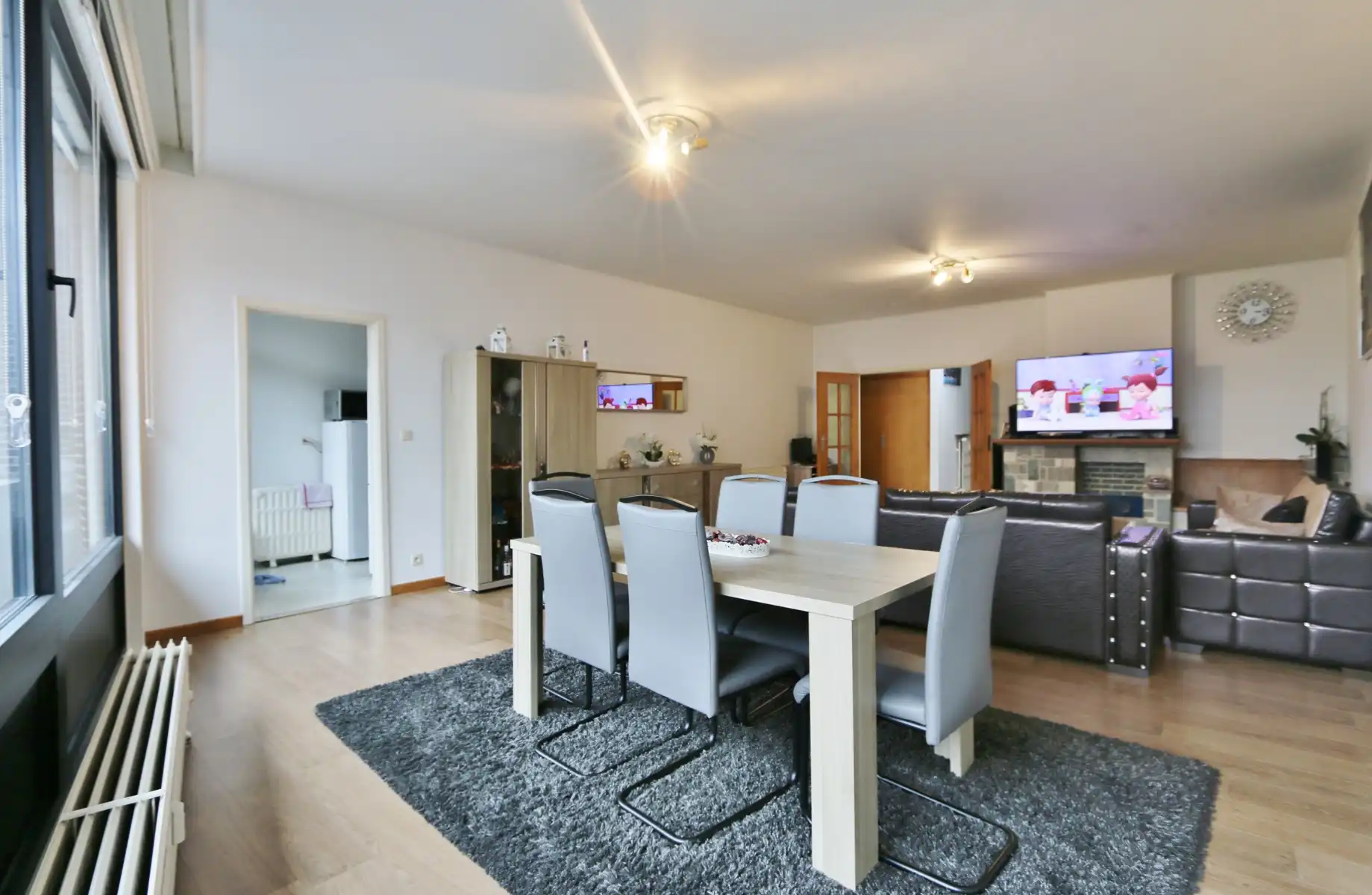 CENTRUM STAD - RUIM APPARTEMENT - 2 tot 3 SLK foto 6