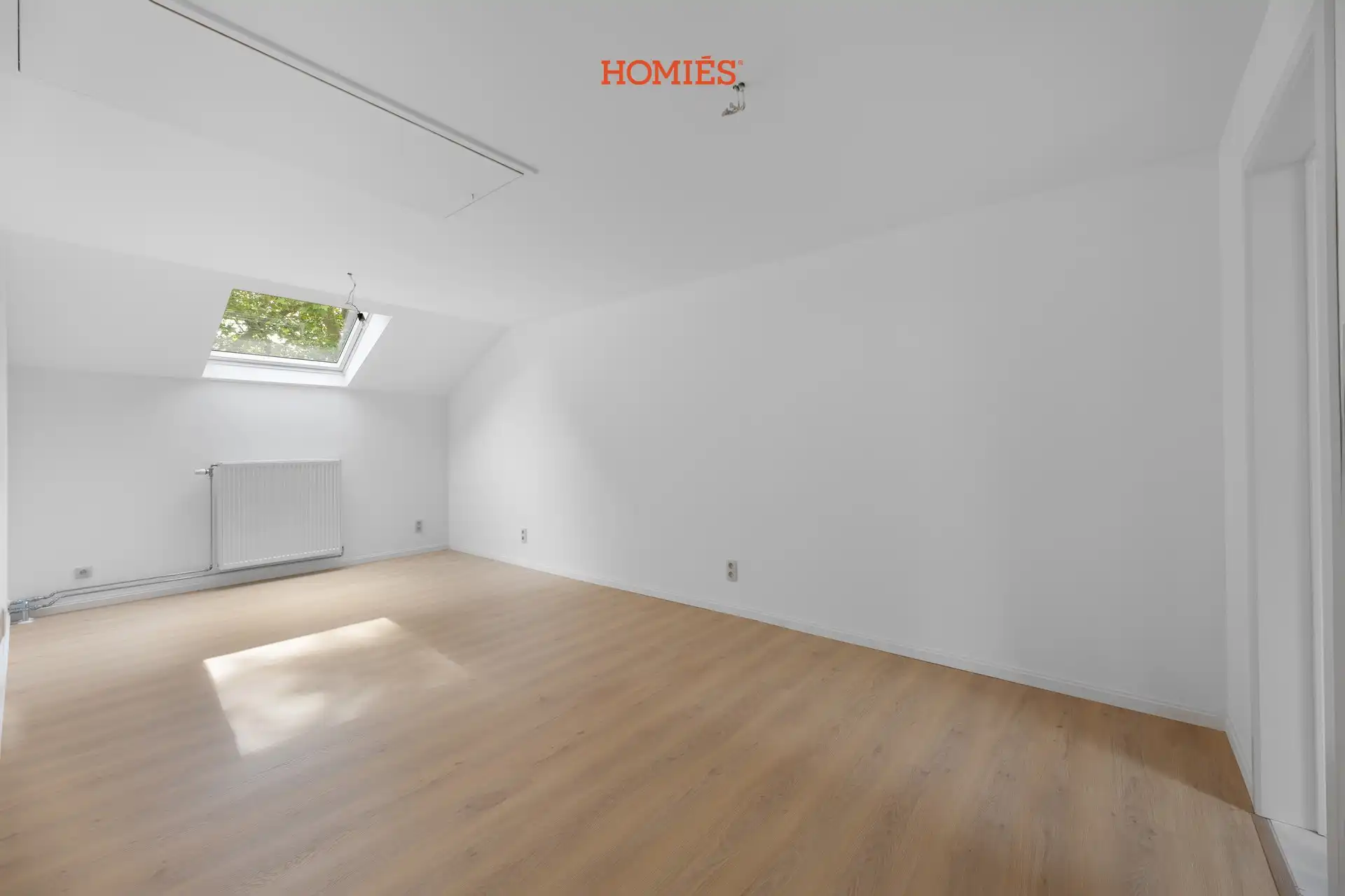 Karaktervolle gerenoveerde woning met 4 slaapkamers foto 12