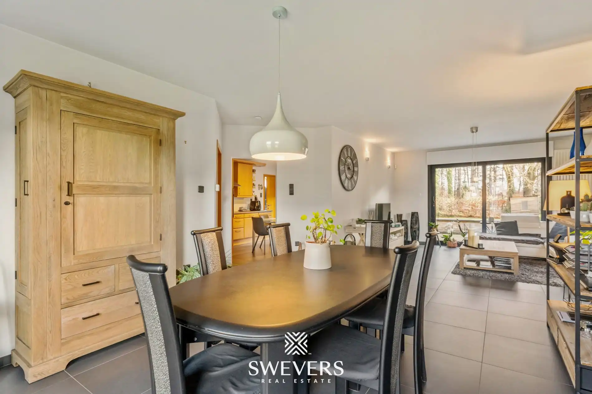  Instapklare woning met goede bereikbaarheid op 10 are 43 ca in Paal foto 8