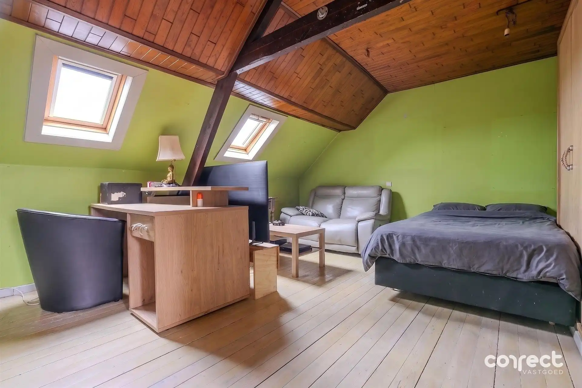 Landelijk gelegen woning op ruim perceel nabij de kust. foto 8