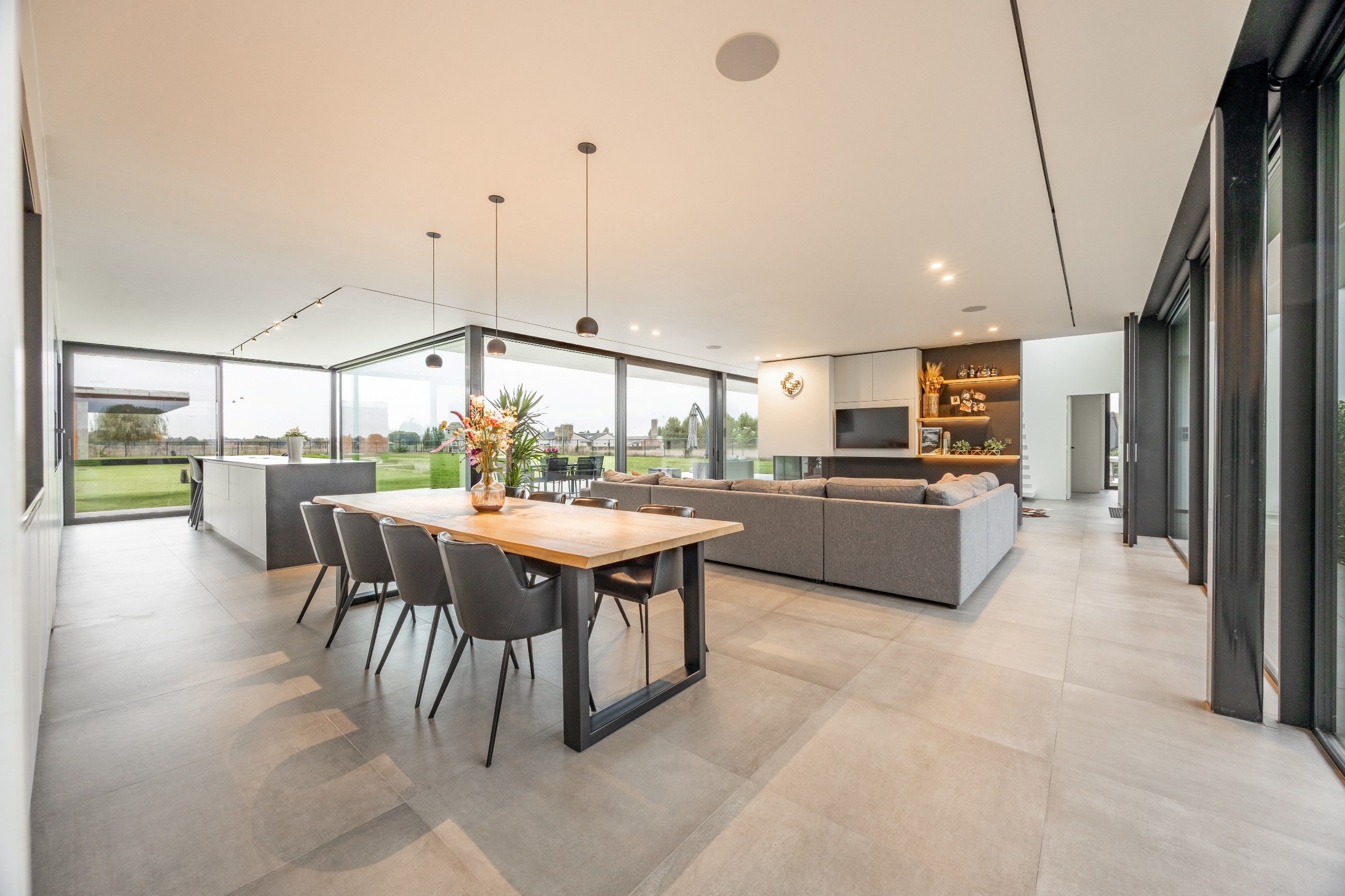ARCHITECTURALE NIEUWBOUWVILLA OP RUIM LANDELIJK DOMEIN foto 5