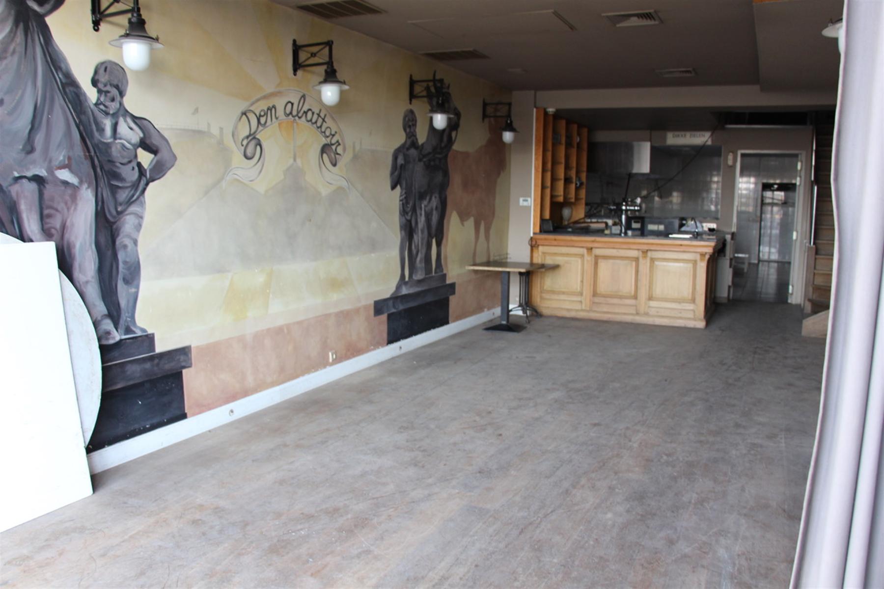 Handelspand met gezinswoning op toekomstige toplocatie foto 15