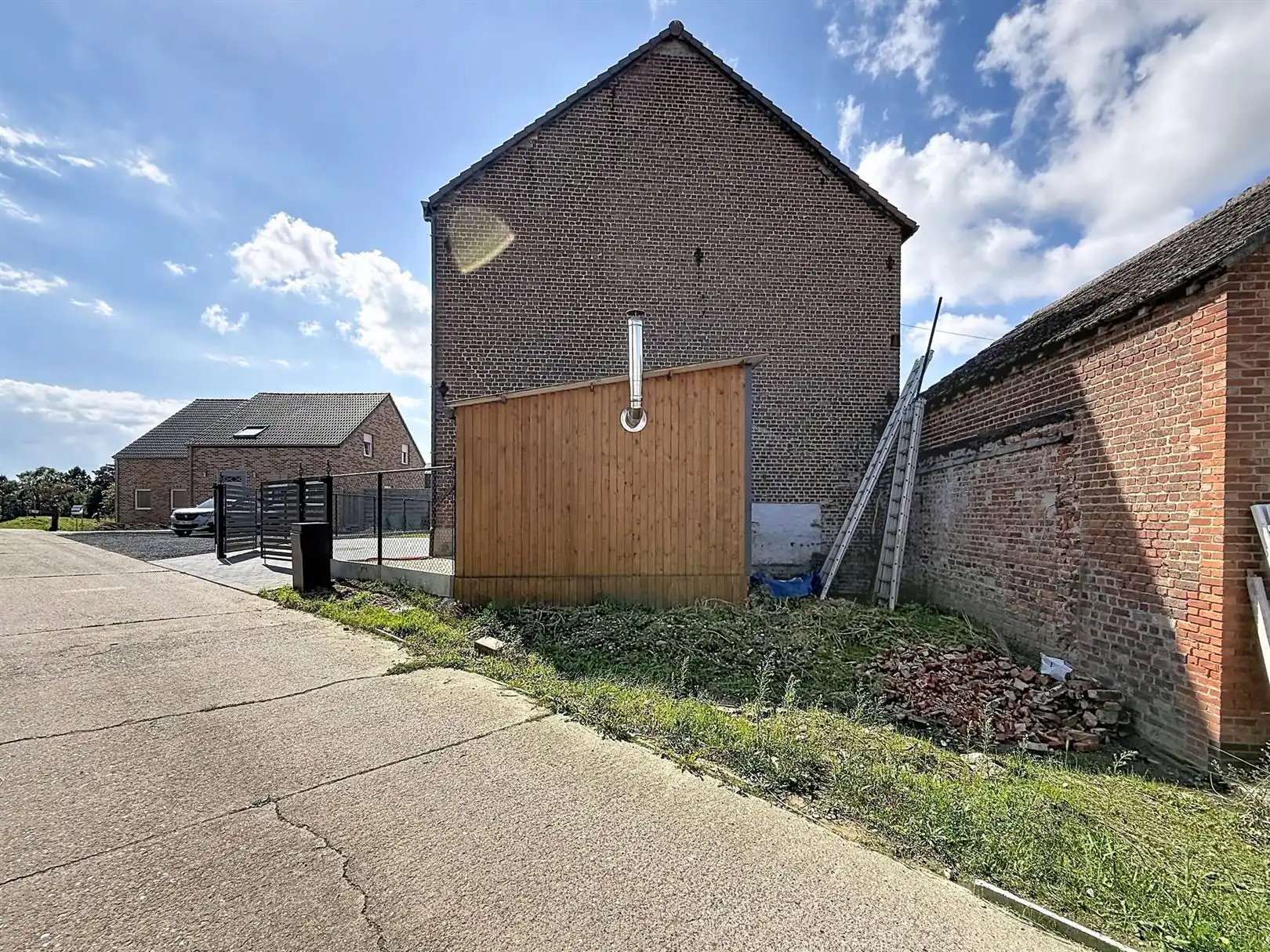 Gerenoveerde woning (2019), 2 slpks, zolder, opp 3a 03ca foto 32