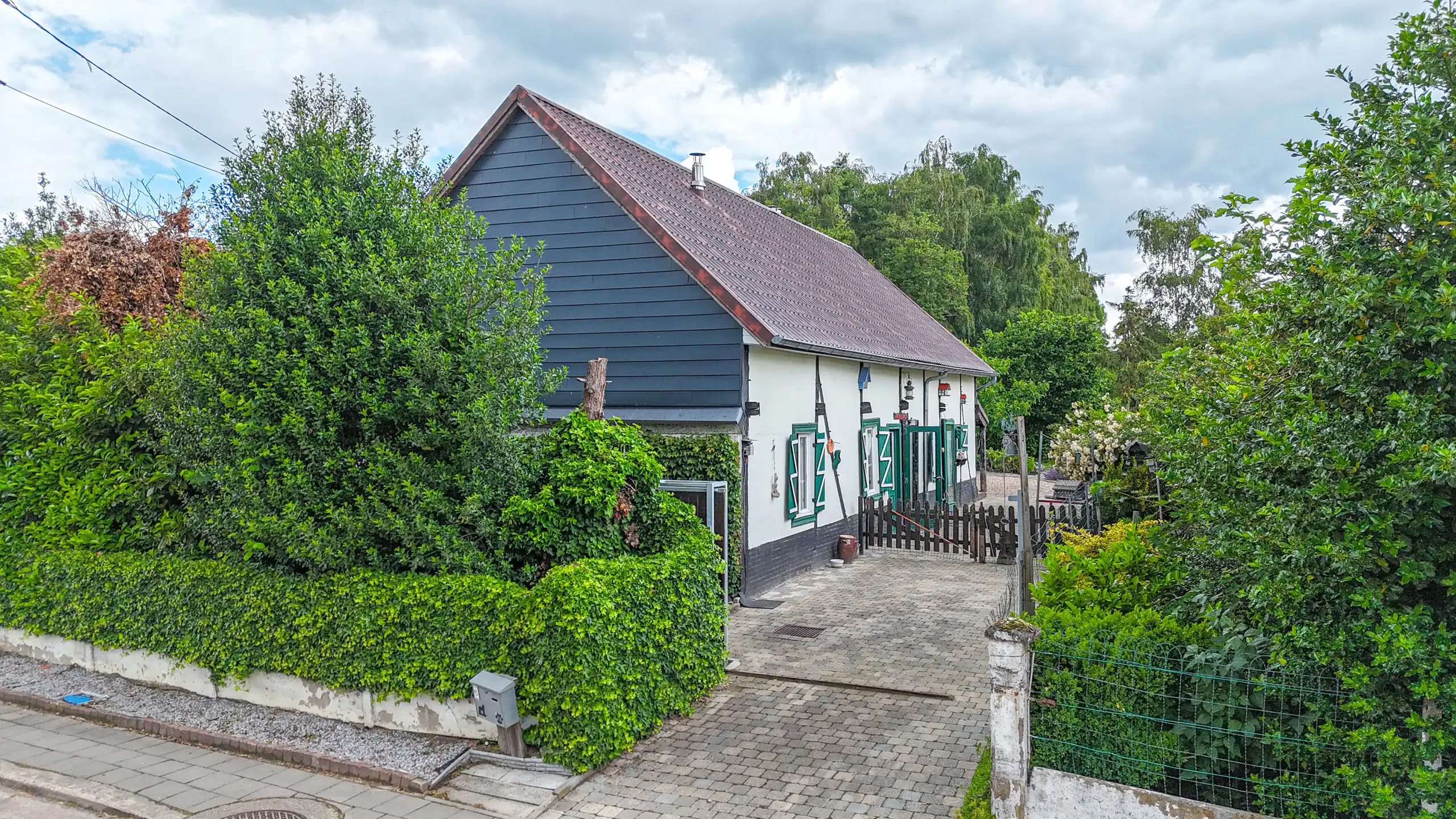 Authentieke hoeve met perceel van 68are en 2slpks! foto 23