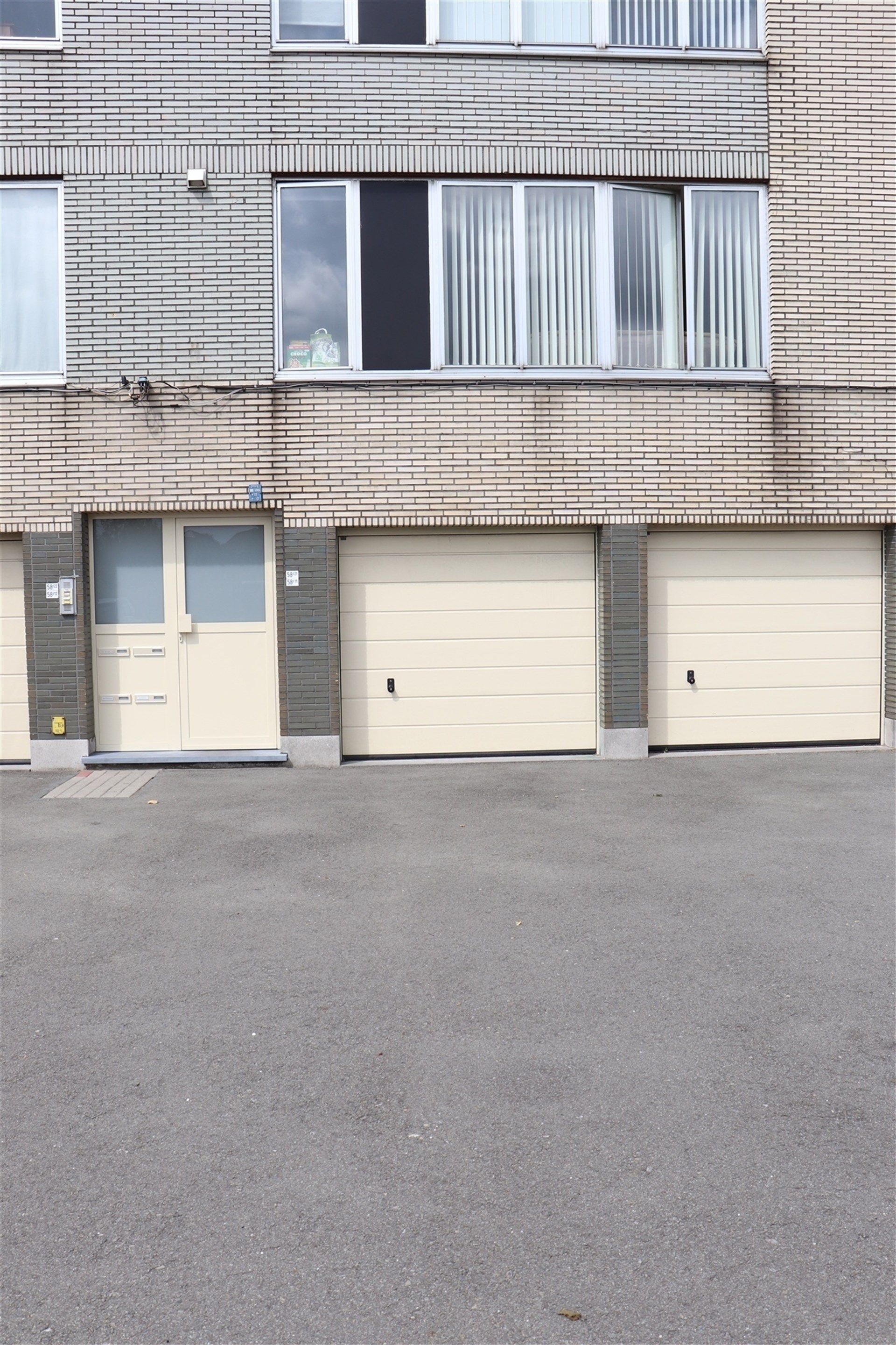 Gunstig gelegen appartement met garage.  foto 19
