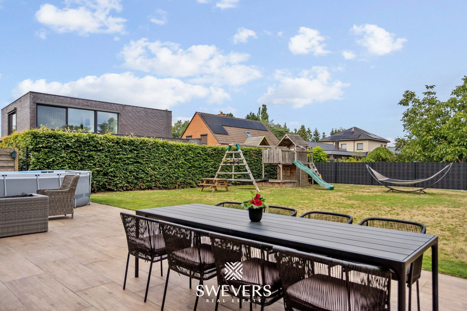 Prachtige recente gezinswoning (256m²) op een gegeerde locatie in Heusden-Zolder foto 28