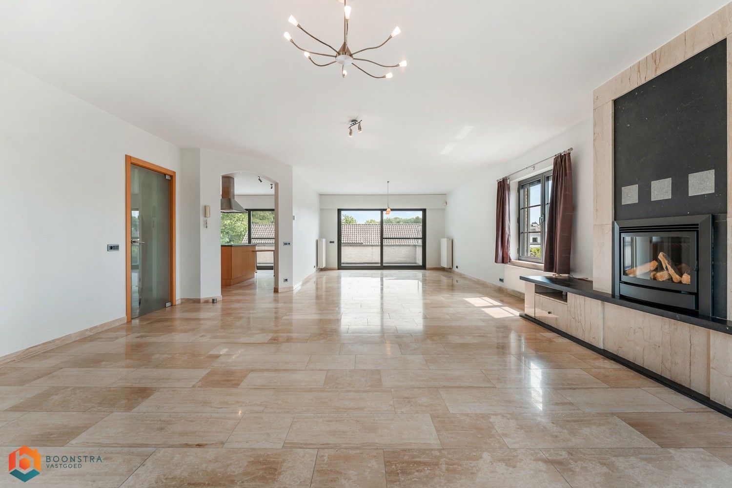 Ruime duplex met 4 slaapkamers regio Grasheide foto 3