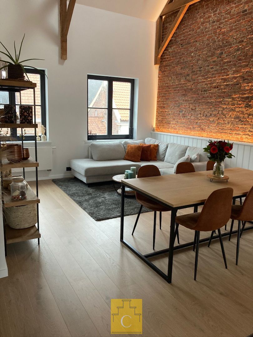 Stijlvol duplexappartement in herenhuis in de  Katelijnestraat foto 2