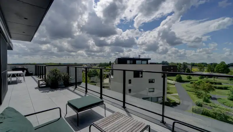 Exclusieve penthouse 137m² + dakterras 86m² in parkdomein foto 22
