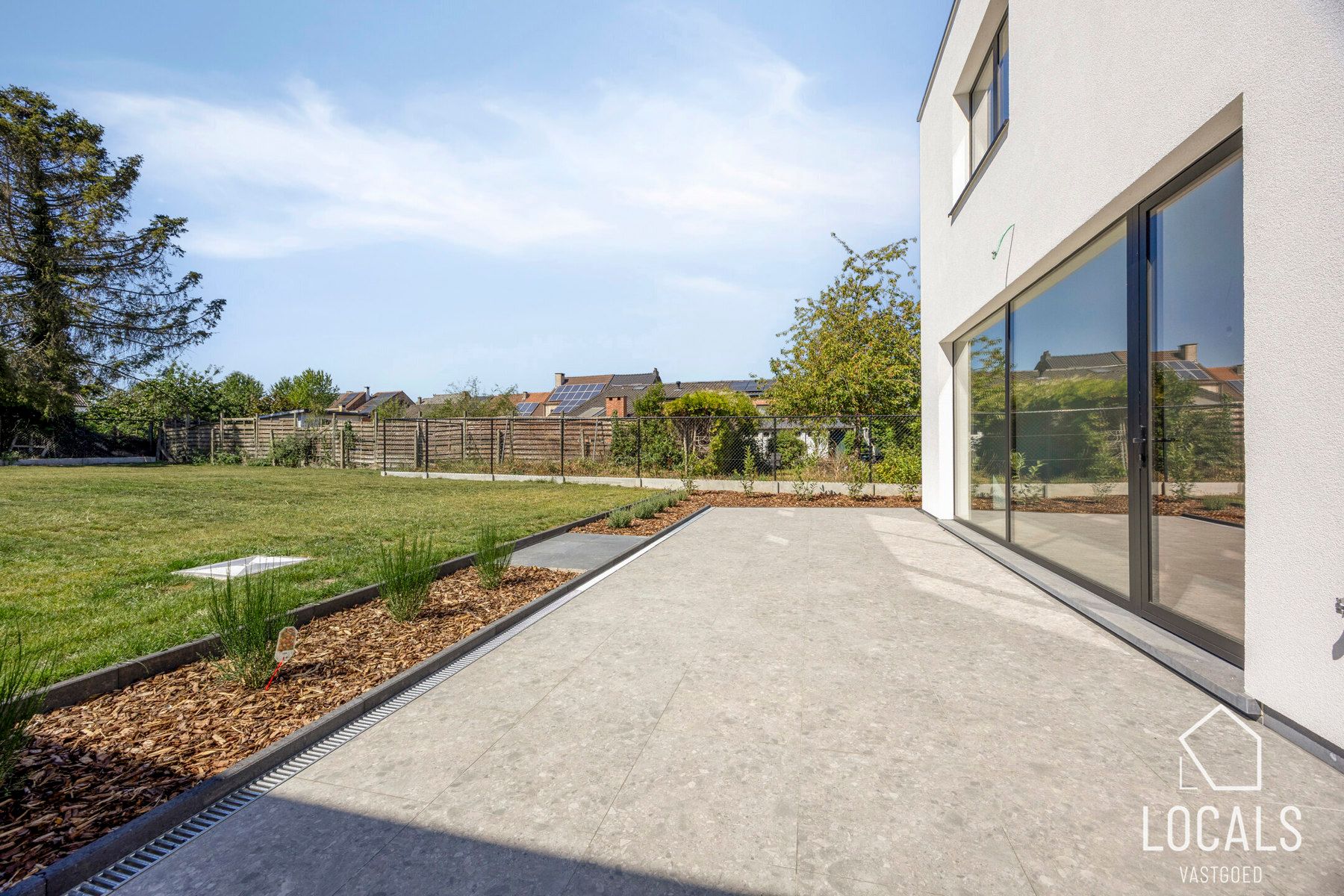 Prachtige nieuwbouwwoning op 642m² met zuidgerichte tuin foto 23