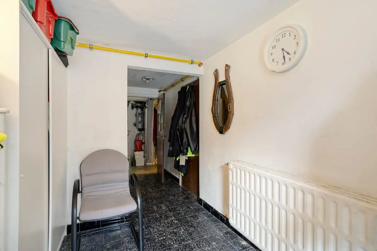 Ruime woning met 5 kamers, garage en tuin te Koningslo foto 3